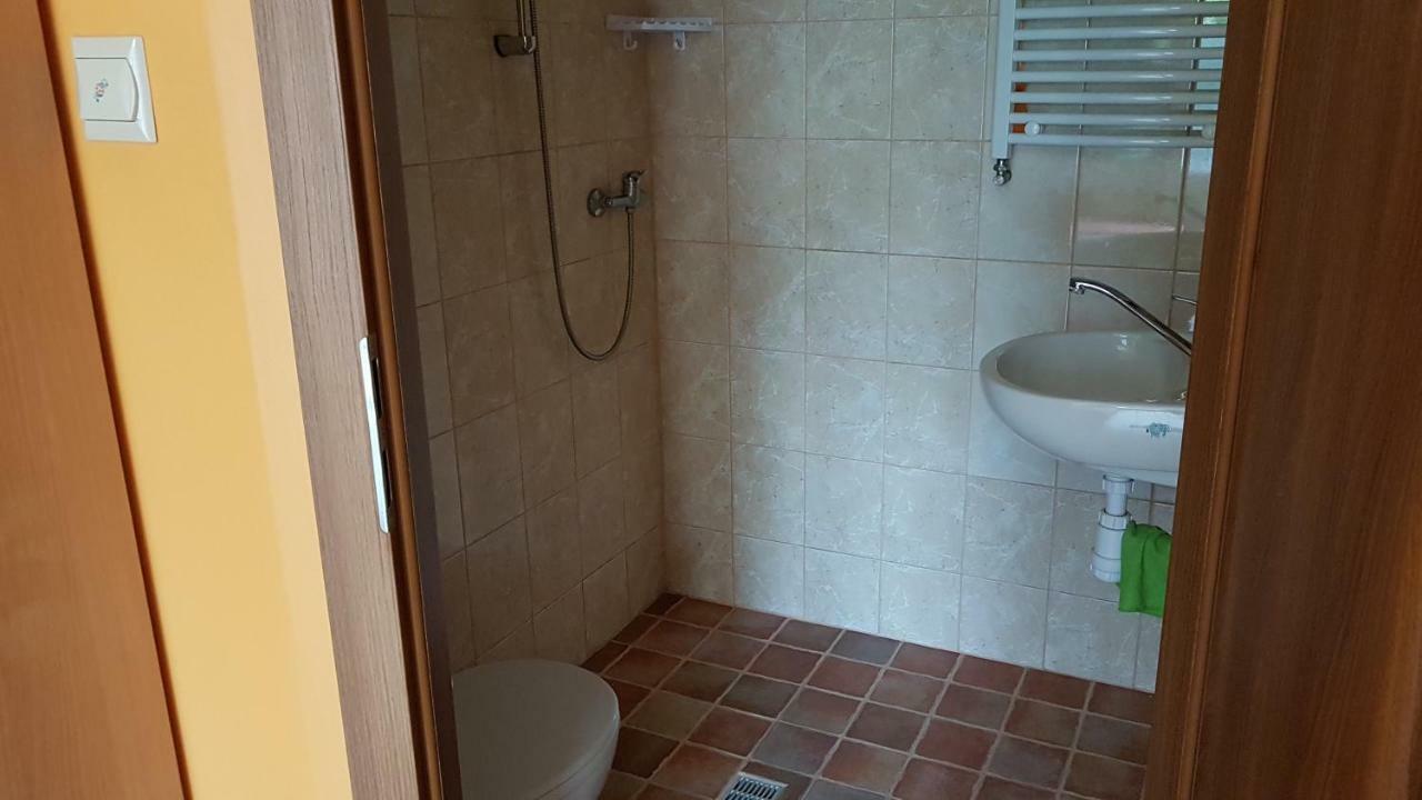 Noclegi U Gosi Mosty Kolo Gdyni Buitenkant foto